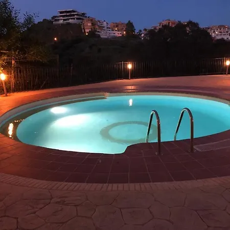 Tranquil 2 Bed With Private Pool + Sea View! Villa Benalmadena