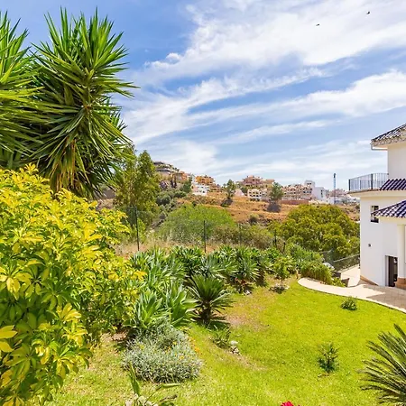 Tranquil 2 Bed With Private Pool + Sea View! Villa *