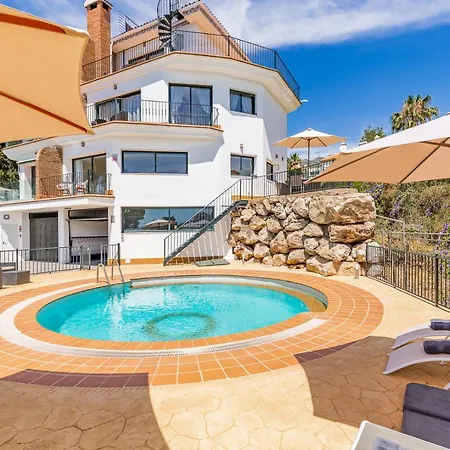 Villa Tranquil 2 Bed With Private Pool + Sea View! Benalmadena