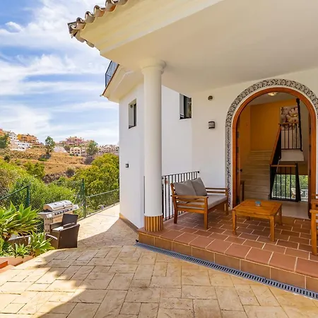 Tranquil 2 Bed With Private Pool + Sea View! Villa Benalmadena