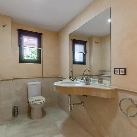 Tranquil 2 Bed With Private Pool + Sea View! Villa Benalmadena